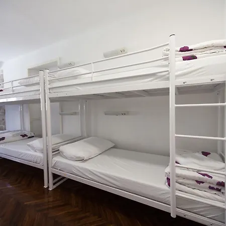 Angelina Old Town Hostel