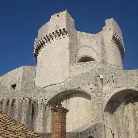 Albergue Angelina Old Town *