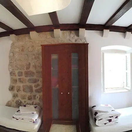Hostel Angelina Old Town
