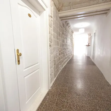 Hostel Angelina Old Town