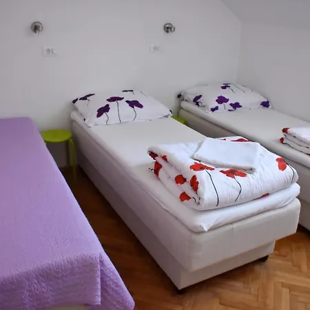 Hostel Angelina Old Town